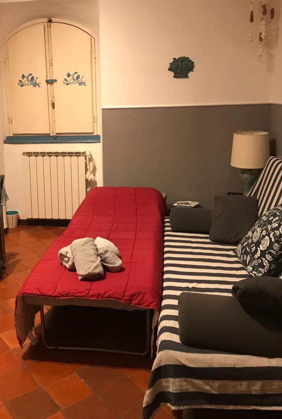 The Shell - New Interior Look But Same Old Charme 200Mt From The Sea With Garden And Parking Nearby Appartement Imperia Buitenkant foto