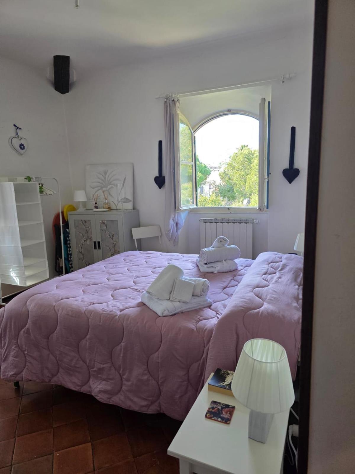 The Shell - New Interior Look But Same Old Charme 200Mt From The Sea With Garden And Parking Nearby Appartement Imperia Buitenkant foto
